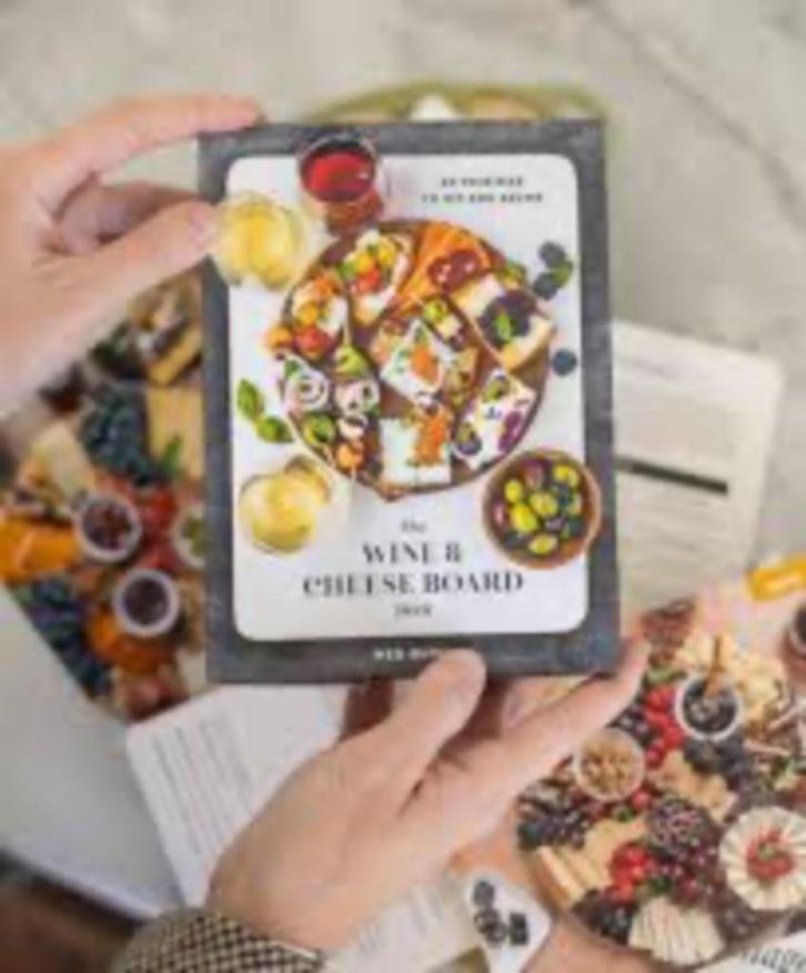 NIEUW! The Wine and Cheese Board Deck, 54 cards, 50 ideas, Boeken, Kookboeken, Nieuw, Tapas, Hapjes en Dim Sum, Italië, Ophalen of Verzenden