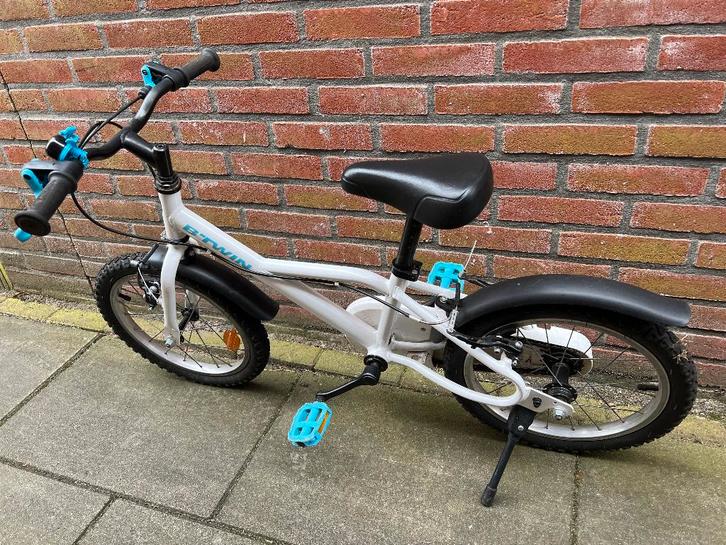 Kinderfiets 16 inch 4-6 jaar Decathlon Btwin 100, Fietsen en Brommers, Fietsen | Kinderfietsjes, Zo goed als nieuw, 16 tot 20 inch