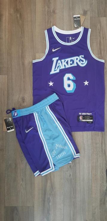 NBA L.A Lakers Lebron James basketbal tenue maat M  beschikbaar voor biedingen