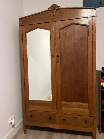 Kledingkast - afbeelding 1