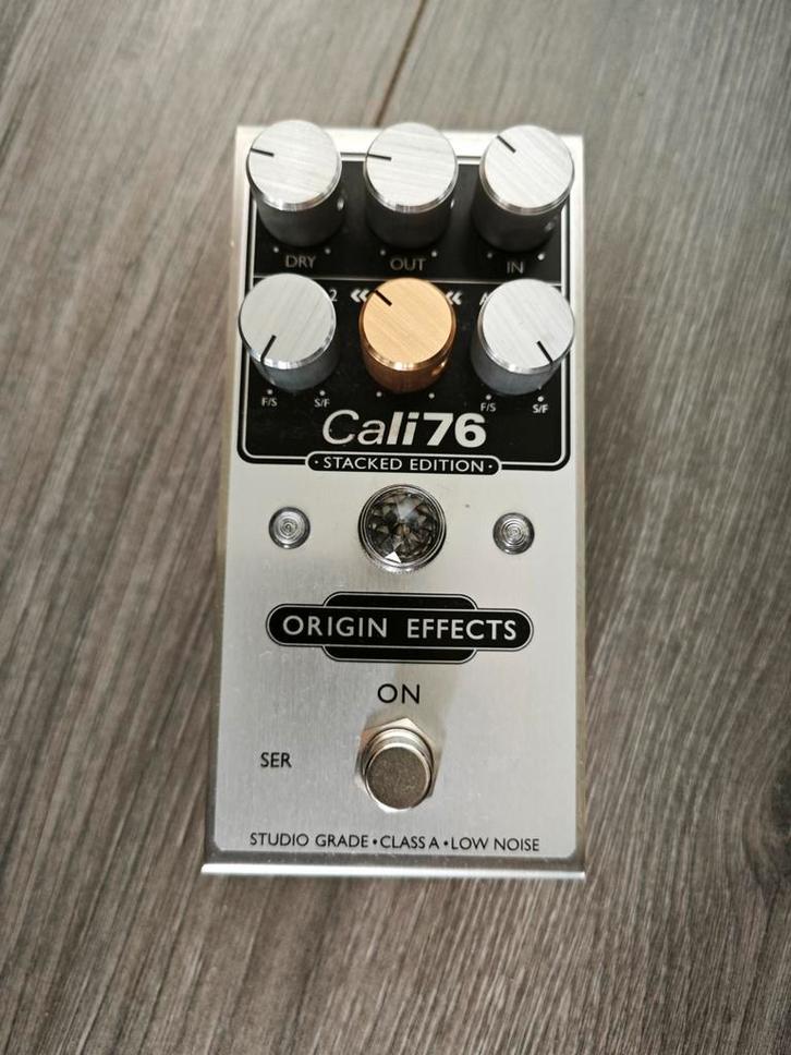 Origin Effects Cali76 Stacked Edition Compressor, Muziek en Instrumenten, Effecten, Zo goed als nieuw, Compressor, Ophalen of Verzenden