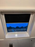 Origineel Velux verduisterend rolgordijn voor GGL 74, Ophalen, Zwart, 50 tot 100 cm, Zo goed als nieuw