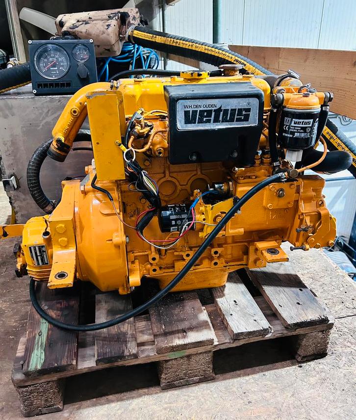 Vetus motor 4 cil 33 pk+ Dashboard en kabelboom, Watersport en Boten, Bootonderdelen, Gebruikt, Motor en Techniek, Motorboot, Ophalen
