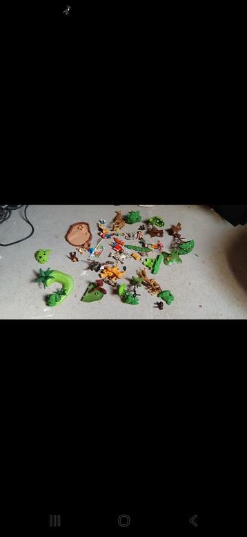Groot pakket playmobil  beschikbaar voor biedingen