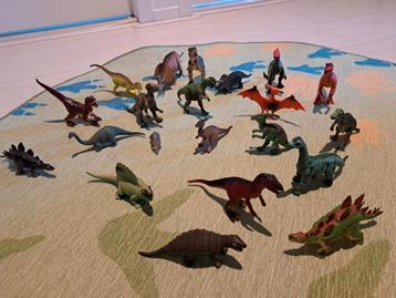 Dino thema: collectie dinosaurussen  beschikbaar voor biedingen