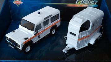 Land Rover Defender & horse Box Police 1:43 Corgi Pol beschikbaar voor biedingen