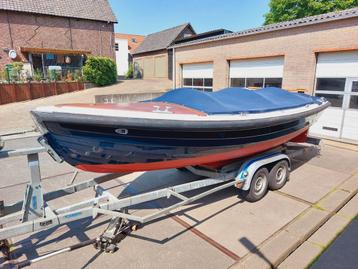 Super nette stabiele donkerblauwe sloep inboard motor beschikbaar voor biedingen