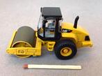 Cat Diecast Masters CAT CS56 Smooth Drum Comp, 1:87, Ophalen of Verzenden, Zo goed als nieuw, Hijskraan, Tractor of Landbouw, Overige merken