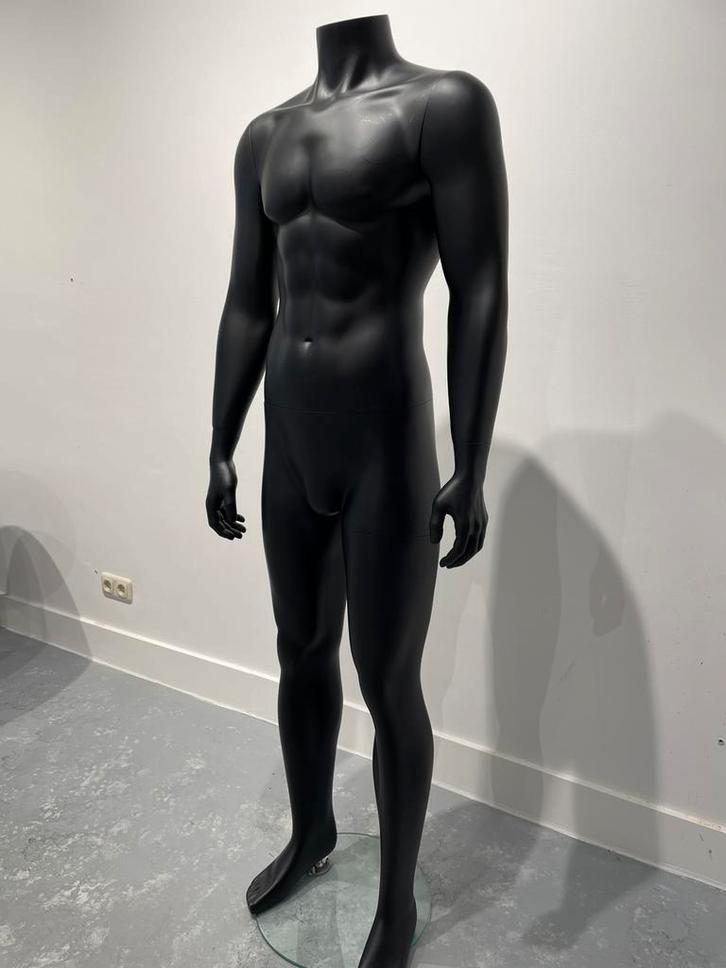 Gruppo Corso etalage Poppen / Nieuw!, Zakelijke goederen, Kantoor en Winkelinrichting | Winkel en Inventaris, Ophalen