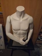 Kleding torso man en vrouw, Ophalen, Paspop