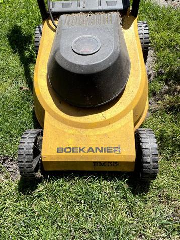 grasmachientje beschikbaar voor biedingen