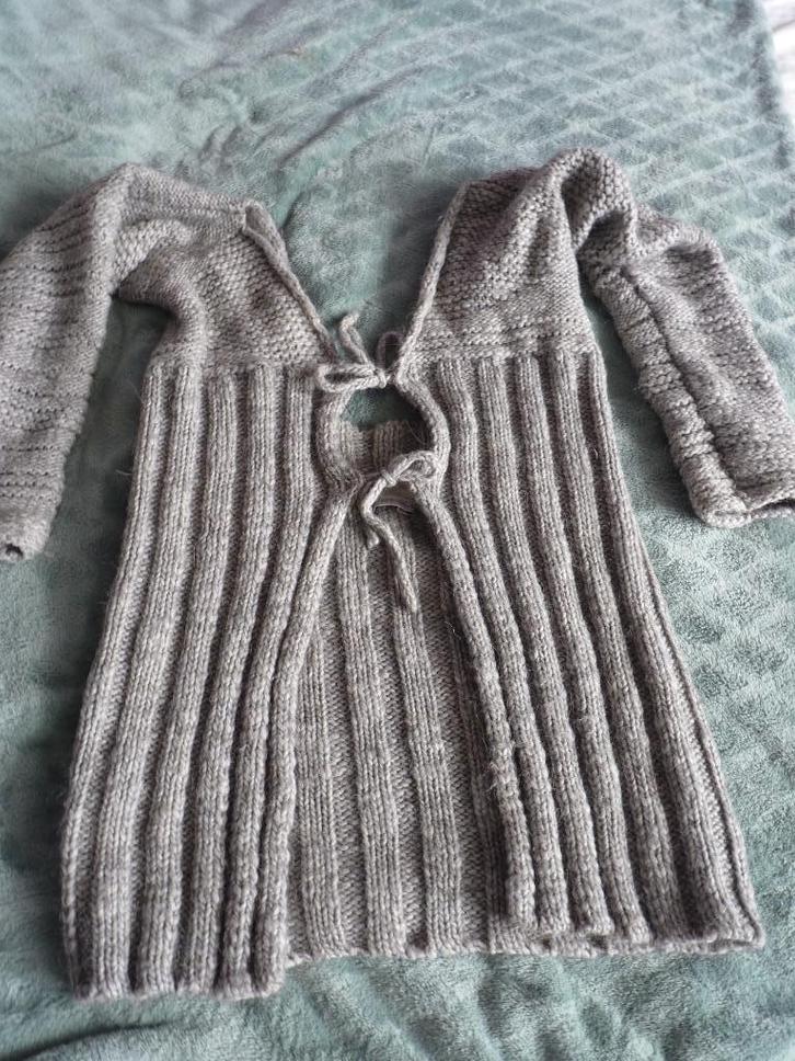 SARAH PACINI heel apart vest,one size., Kleding | Dames, Truien en Vesten, Zo goed als nieuw, Maat 42/44 (L), Grijs, Verzenden