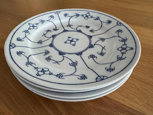 4 Blau Saks dinerborden, Huis en Inrichting, Keuken | Servies, Zo goed als nieuw, Bord(en), Overige stijlen, Porselein, Ophalen of Verzenden