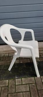 Witte en stapelstoelen, kunststof, tuinstoelen, Tuin en Terras, Kunststof, Gebruikt, Stapelbaar, Ophalen