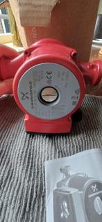 Grundfos UPS 25-60 180 Circulatiepomp - Nieuw, Doe-het-zelf en Verbouw, Ophalen of Verzenden, Nieuw, Overige typen