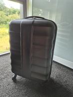 Stevige (kleine) reis koffer +/- 47x35x21cm Zwart, Ophalen, Zo goed als nieuw, Hard kunststof, Wieltjes