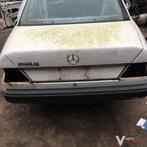 Mercedes W124 Sedan 1986 Achterbumper, Auto-onderdelen, Carrosserie en Plaatwerk, Ophalen, Gebruikt, Achter, Bumper