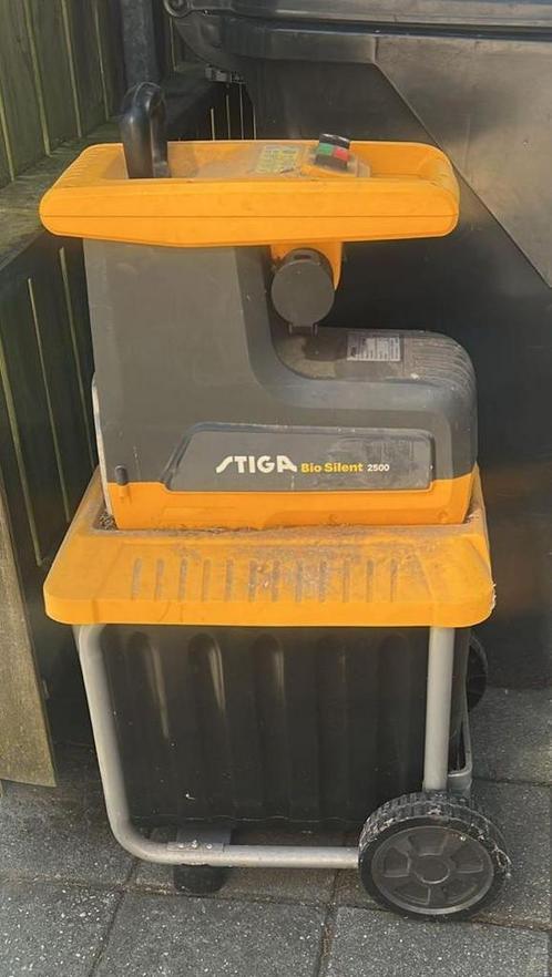 Stiga bio Silent hakselaar 2500 | versnipperaar, Tuin en Terras, Hakselaars, Zo goed als nieuw, Elektrisch, Met opvangbak, Ophalen of Verzenden