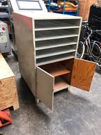 Houten kast, opbergkast, Ophalen, Gebruikt