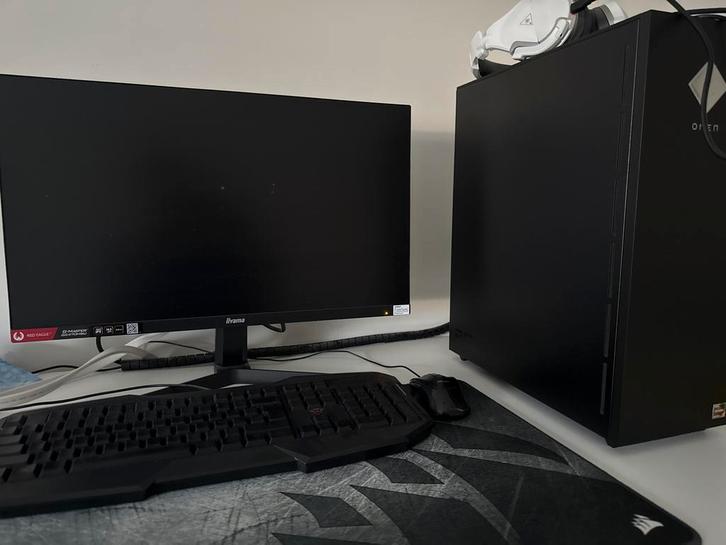 Game PC, Monitor, Toetsenbord, Muis, Muismat en Headset, Spelcomputers en Games, Games | Pc, Gebruikt, Overige genres, 1 speler