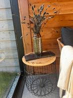 Bijzettafel met accessoires, Huis en Inrichting, Tafels | Bijzettafels, 45 tot 60 cm, Minder dan 55 cm, Gebruikt, Metaal of Aluminium