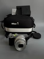 Nikon 1 J5 Systeemcamera Digitale Camera en VR 10-30 mm Lens, 20 Megapixel, Compact, Ophalen of Verzenden, Zo goed als nieuw