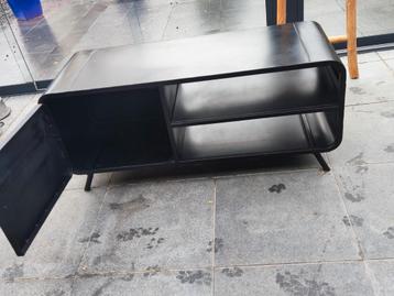 Industrieel Metalen TV Meubel van Giga meubelen