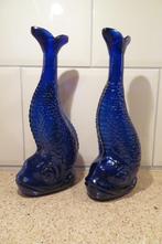 2 mooie vintage Mod dep kobalt blauw glas vis fles vaas, Antiek en Kunst, Curiosa en Brocante, Ophalen of Verzenden