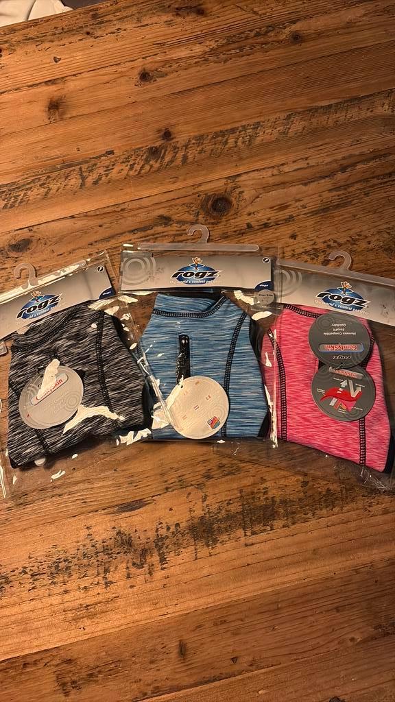 Rogz ComfySkin honden jasje 2 x 20cm & 2 x 22cm, Dieren en Toebehoren, Hondenkleding, Nieuw, Hondenjas, Ophalen of Verzenden