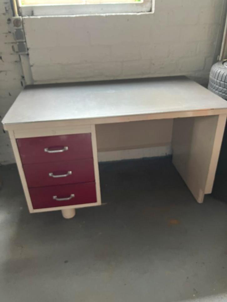 Oda Ahrend Bureau - Vintage Design, Huis en Inrichting, Bureaus, Gebruikt, Bureau, Ophalen of Verzenden