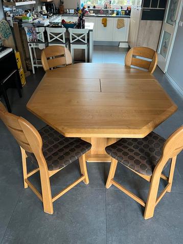 Massief licht eikenhouten Eetkamer Tafel - uitschuifbaar beschikbaar voor biedingen