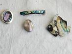 3 parelmoer broches en 1 haarspeld, Ophalen of Verzenden, Overige materialen