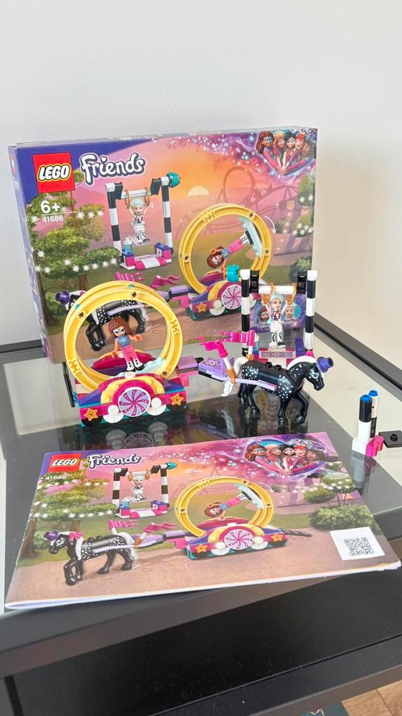 Lego Friends 41686 Magische Acrobaten, Kinderen en Baby's, Speelgoed | Duplo en Lego, Zo goed als nieuw, Lego, Complete set, Ophalen of Verzenden