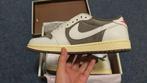 Travis Scott x Air Jordan 1 Low Reverse Mocha, Kleding | Heren, Schoenen, Ophalen of Verzenden, Nieuw, Bruin, Sneakers of Gympen