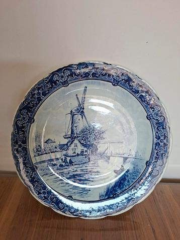 Delfts blauw aardewerk beschikbaar voor biedingen