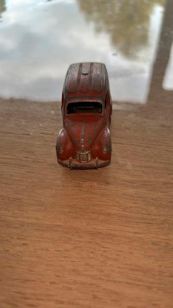 Dinky Toys Austin A40 1:43 beschikbaar voor biedingen