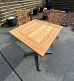 Tuintafel Bellagio Canzo plus twee tuinstoelen Sunyard Count, Teakhout, Zo goed als nieuw, Ophalen, Vierkant