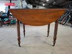 Oude klaptafel, Antiek en Kunst, Antiek | Meubels | Tafels, Ophalen of Verzenden