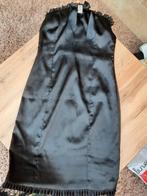 Zwart glanzende jurk met strik en kant onder maat 38, Kleding | Dames, Rokken, Maat 38/40 (M), Ophalen of Verzenden, Zo goed als nieuw