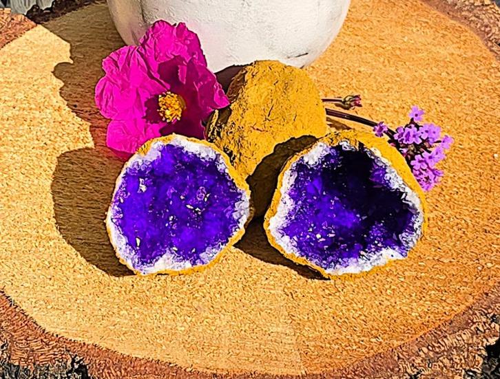 Amethist paars kleurige Geode – 5–8 cm, Verzamelen, Mineralen en Fossielen, Mineraal, Ophalen of Verzenden