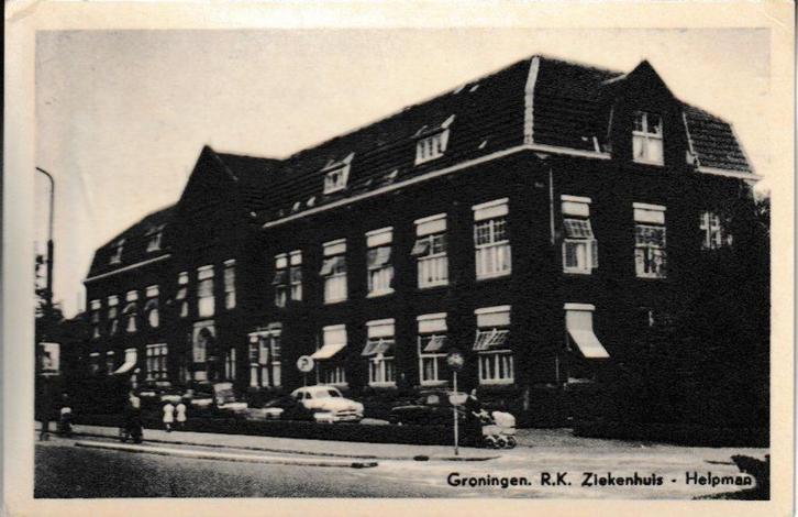 GRONINGEN - R.K.  ZIEKENHUIS HELPMAN, Verzamelen, Ansichtkaarten | Nederland, Gelopen, Groningen, 1960 tot 1980, Ophalen of Verzenden