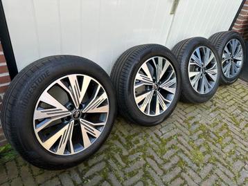 Audi Q4 19 inch zomerbanden met velgen, zgan S-line beschikbaar voor biedingen