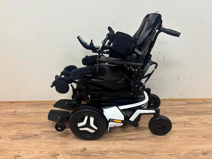 Permobil F5 Corpus VS met sta en ligfunctie, Diversen, Rolstoelen, Nieuw, Elektrische rolstoel, Ophalen of Verzenden