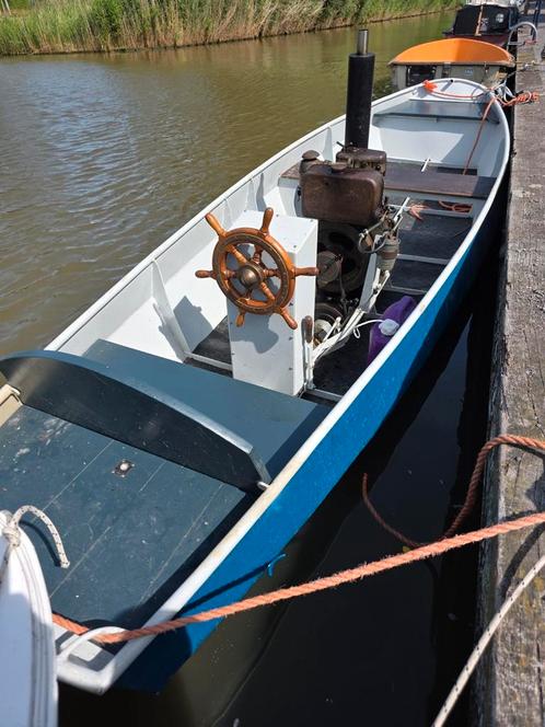 2 mooie boten., Watersport en Boten, Sloepen, Zo goed als nieuw, Tot 10 pk, 3 tot 6 meter, Buitenboordmotor, Benzine, Polyester
