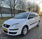 Volkswagen Polo 1.2 Easyline*PARKEERSENSOREN *NEW APK *AIRCO, Auto's, Voorwielaandrijving, Stof, Gebruikt, 989 kg