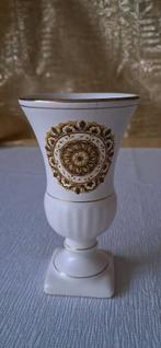 Flora vaasje keramiek Gouda Holland, Antiek en Kunst, Antiek | Keramiek en Aardewerk, Ophalen of Verzenden