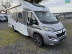 Carado T 448 PLUS, Caravans en Kamperen, Campers, 7 tot 8 meter, Koelkast, Half-integraal, Carado
