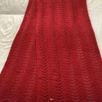 Zachte stola in de kleur rood, Kleding | Dames, Mutsen, Sjaals en Handschoenen, Maat 38/40 (M), Verzenden, Nieuw, Sjaal