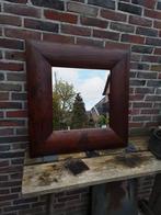 10960) grote spiegel met zware houten lijst  75x75cm, Huis en Inrichting, Woonaccessoires | Spiegels, Minder dan 100 cm, Rechthoekig