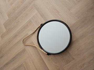 Spiegel 40cm breed beschikbaar voor biedingen